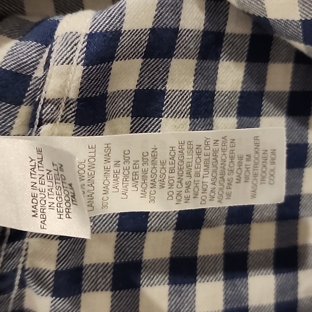 Paul Smith tailored slim fit brushed cotton shirt. 82% cotton 18% wool - Picture 4 of 6
